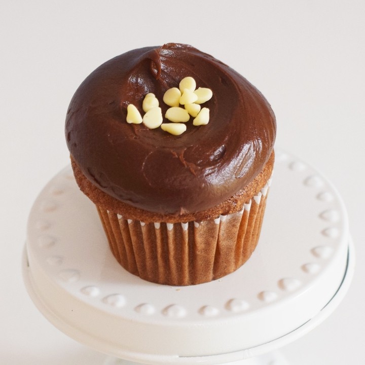 Banana Cupcake with Chocolate