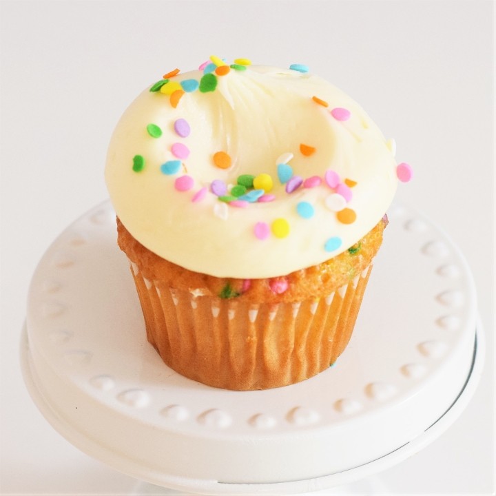 Confetti Cupcake with Vanilla