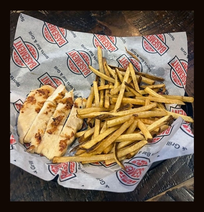 Kids Grilled Chicken w/fries