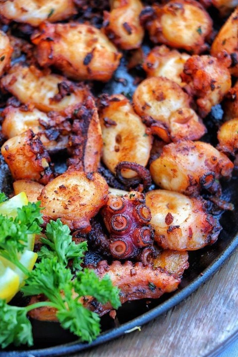 Pulpo a la Plancha / Grilled Octopus