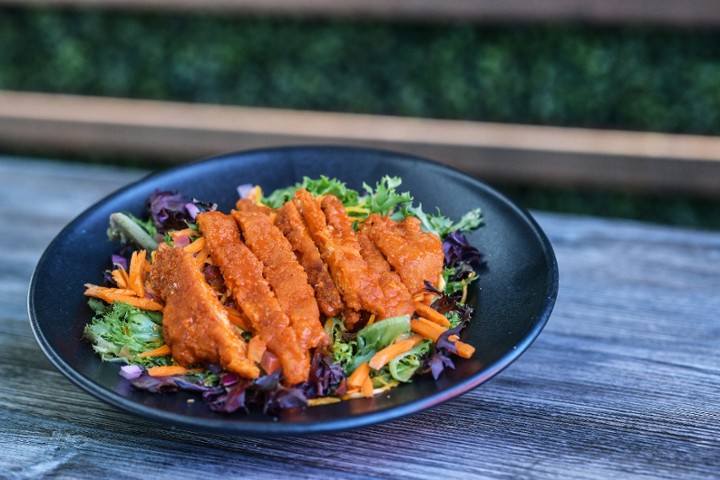 Crispy Buffalo Chicken Salad