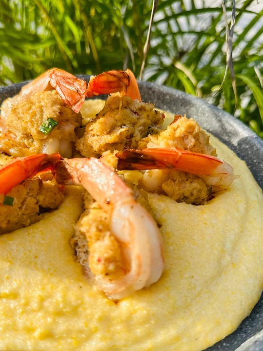 STUFFED SHRIMP & POLENTA