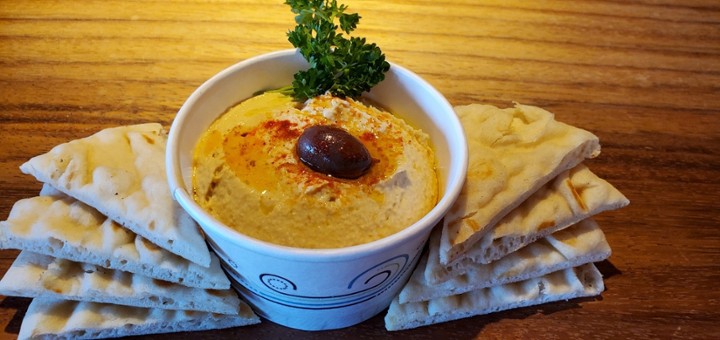 HUMMUS DIP 6 OZ & PITA