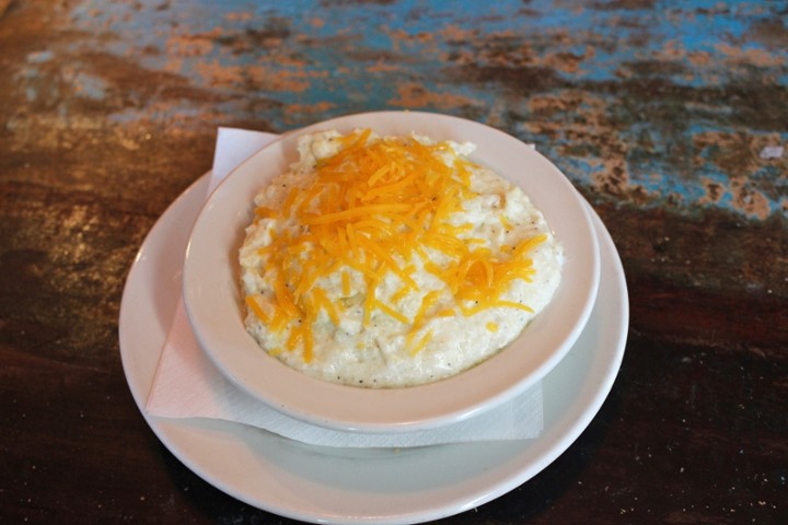 Cream Cheese Cheddar Grits