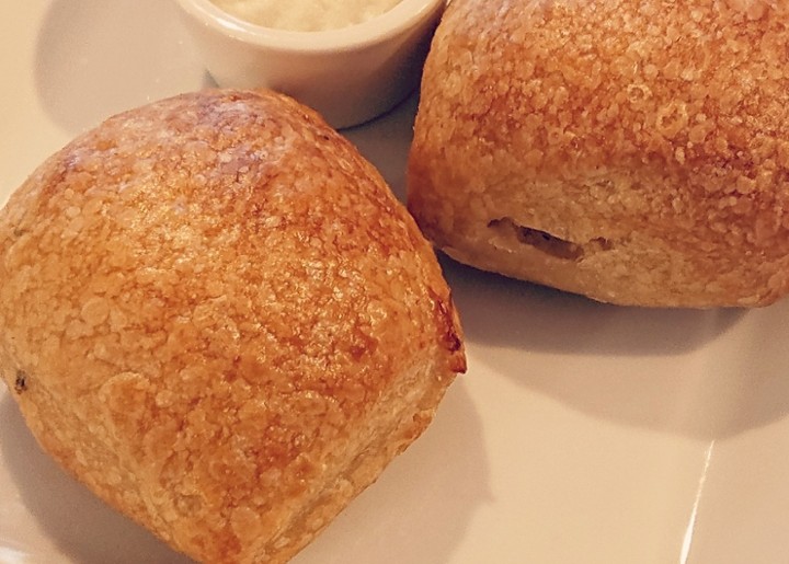 Side Rosemary-Garlic Sourdough Bread (2 pieces)