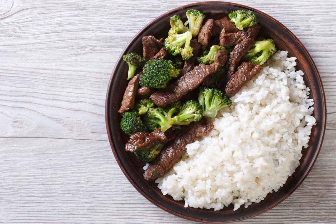 Steamed Beef w/ Broccoli