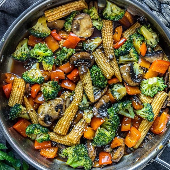 Broccoli & Baby Corn Sautee With Sweet Sauce