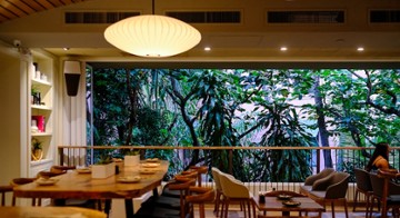 IVWB - Royal Hawaiian Island Vintage Wine Bar
