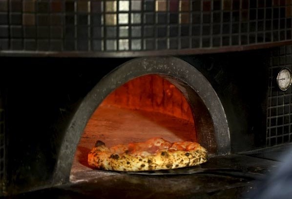 Pizza e Vino