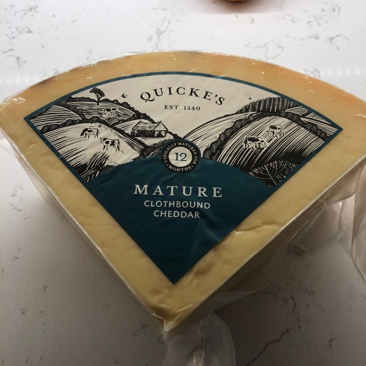 Quickes English Sharp Cheddar ½ lb