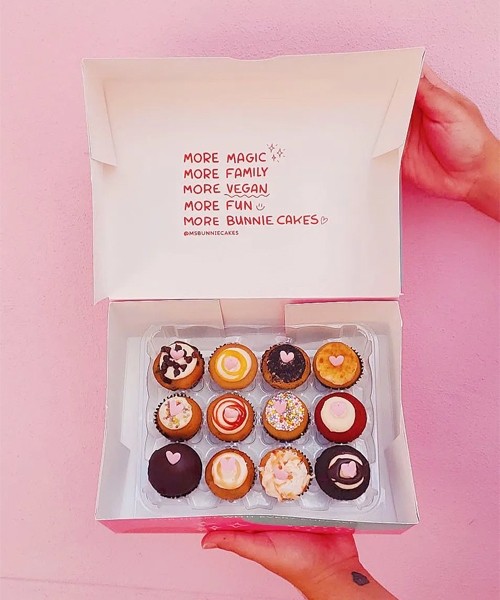12 Pack Mini Cupcakes