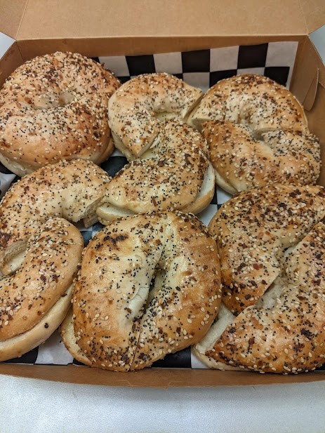 A 6 pk of NY Bagels (cut in halves)