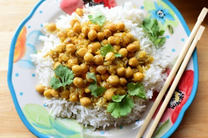 LG Curried Chick Peas