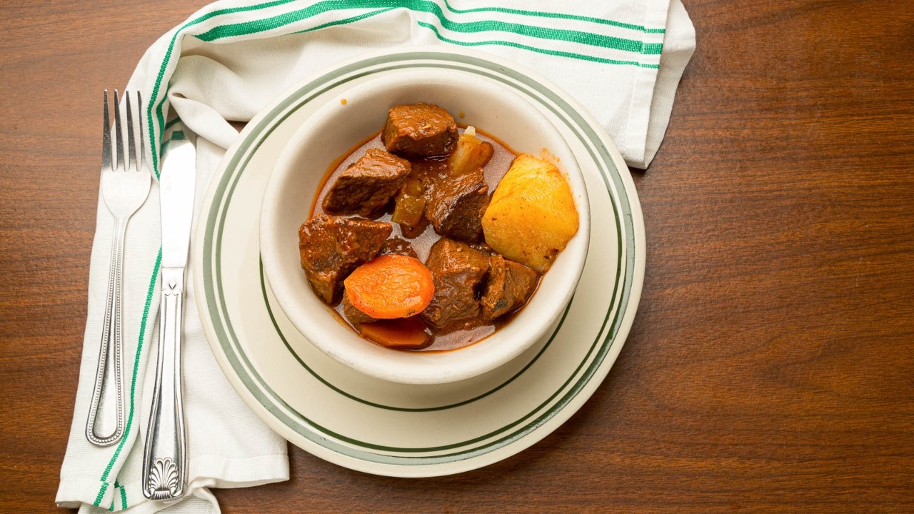 Lunch Beef Stew / Carne de Res Guisada