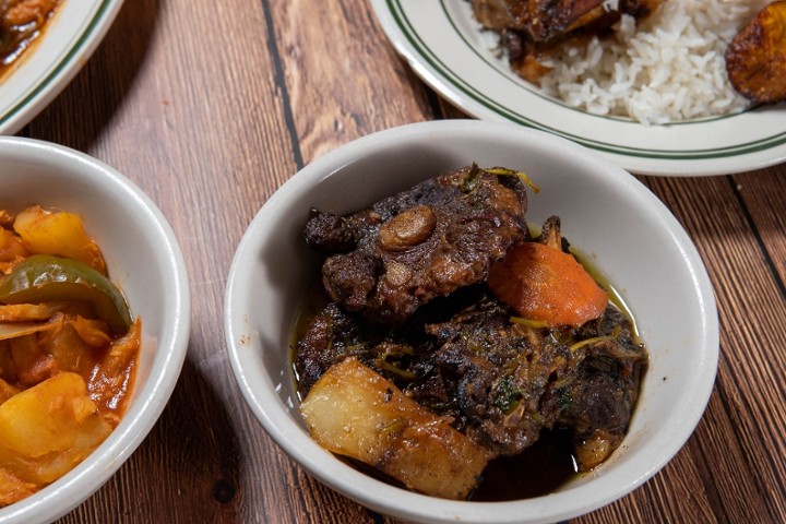 Lunch Stewed Oxtial / Rabo Guisado