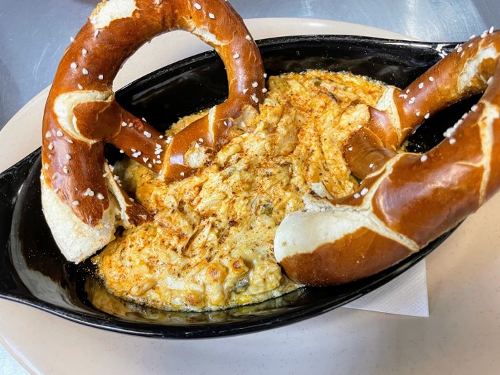 Crab Dip w/ Pretzel