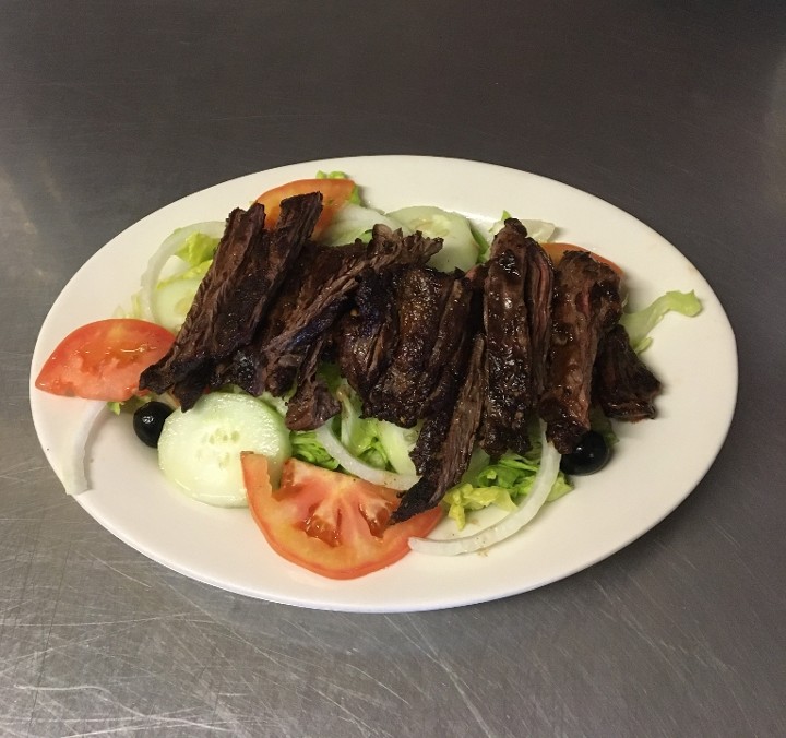 Grilled Skirt Steak on Salad LG