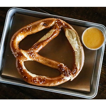 Pretzel with Queso (Large)