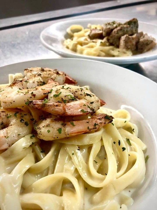 Lunch Fettuccine Alfredo