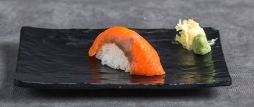 Sake Kunsei (Smoked Salmon) Nigiri-
