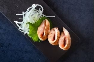 Sake Aburi (Seared Salmon) Sashimi-