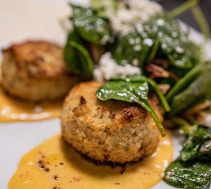 Twin Crab Cakes