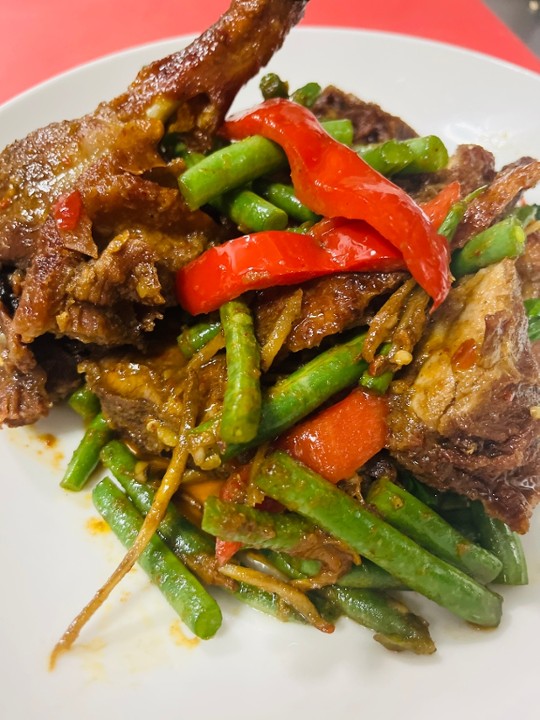 Ped Pad Ped (Crispy Spicy Duck)