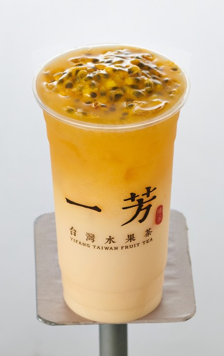 Yakult Passionfruit Green Tea 養樂多百香
