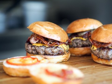 TB3 Bar and Grill