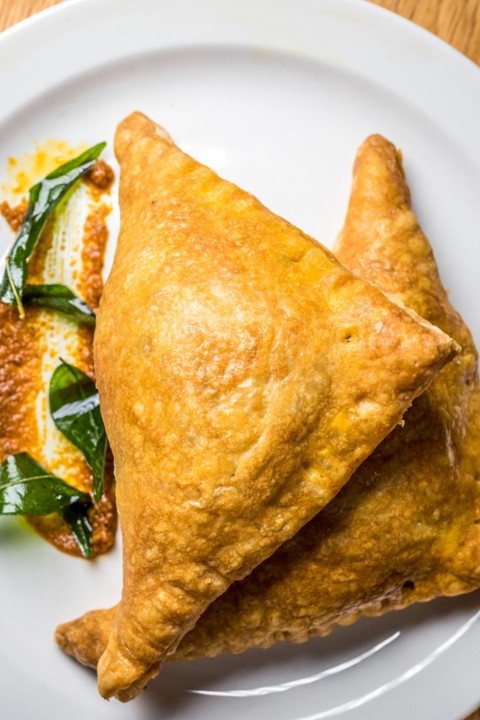 Chicken Curry Puff (1 pc.)