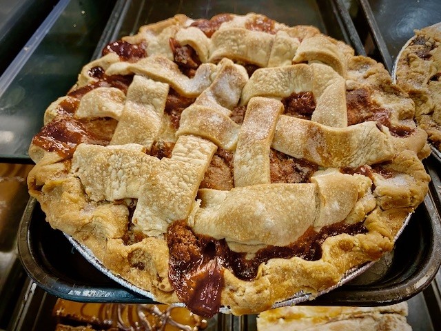 Slice Apple Pie