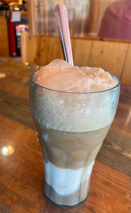 Old-Fashioned Root Beer Float