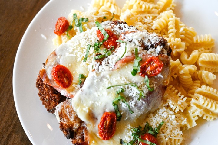 TRATTORIA CHICKEN PARMESAN D