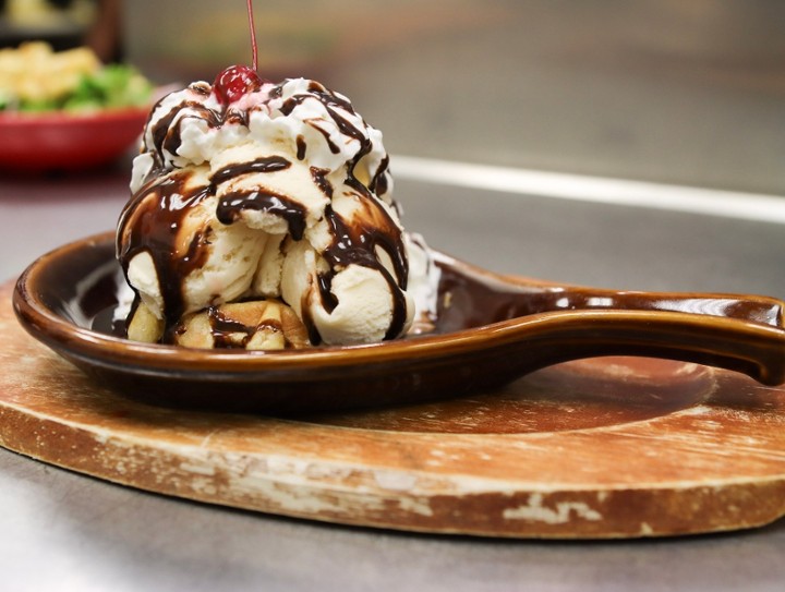 Skillet Ice Cream Sundae