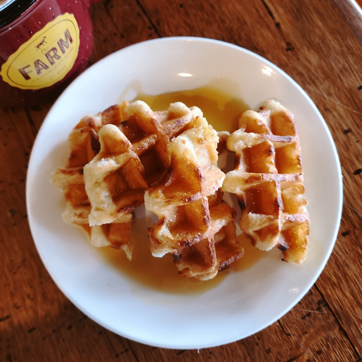 MTO WAFFLES AND MAPLE SYRUP