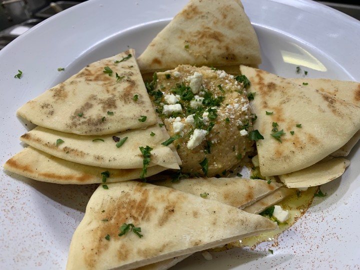 Hummus & Pita w/ Oil & Feta