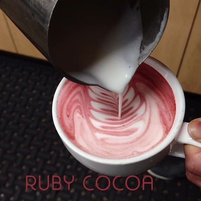 12oz Hot Ruby Cocoa Latte