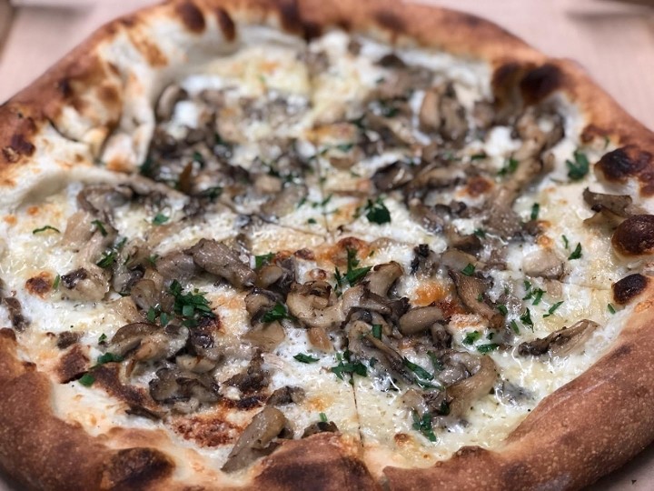 Funghi e Tartufo Pizza