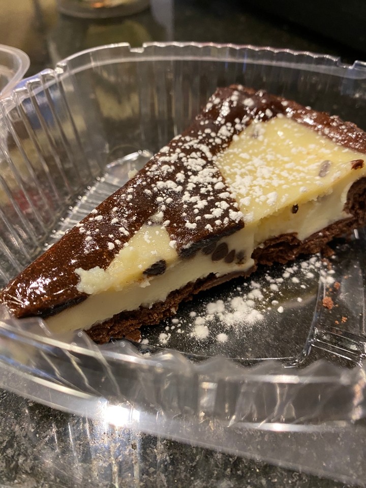 Ricotta Cheesecake w/chocolate