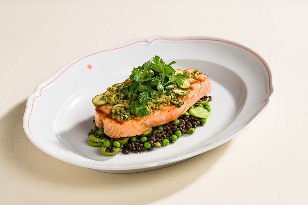 Salmone with Lentils *