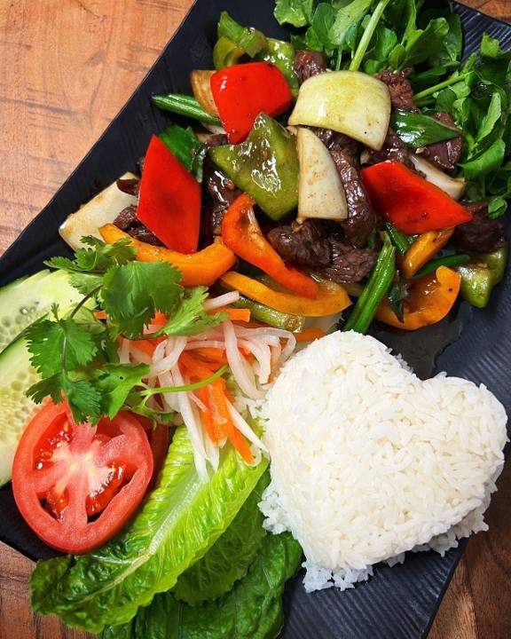 Shakin' Beef Rice Platter/Cơm Bò Lúc Lắc