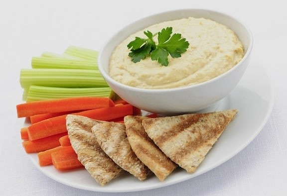 Roasted Red Pepper & Garlic Hummus