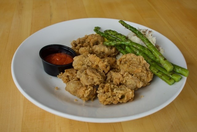 NEW 8 FRIED OYSTERS