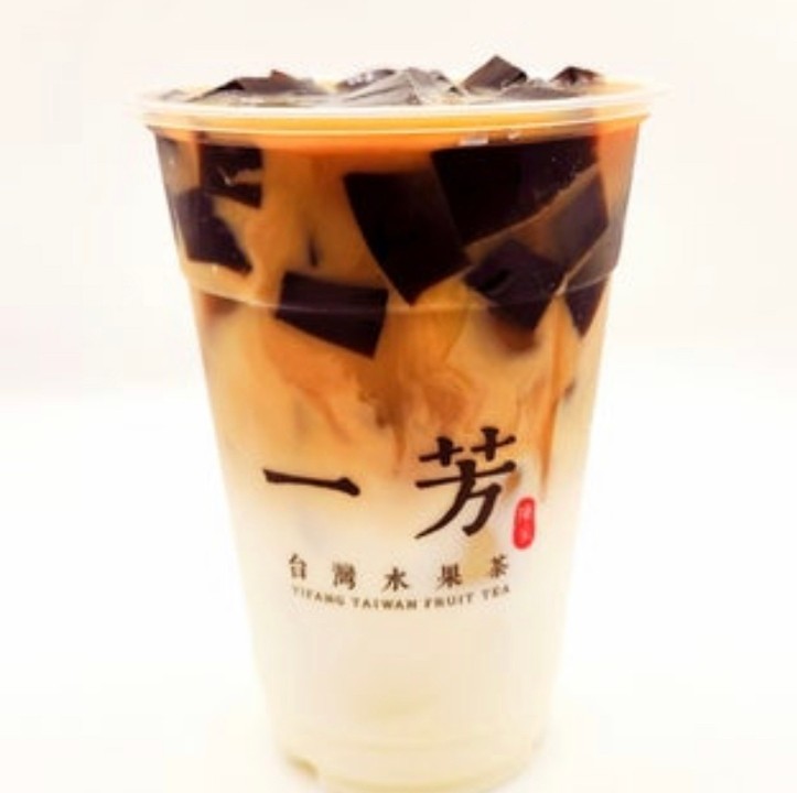 Grass Jelly Tea Latte 仙草凍鮮奶茶