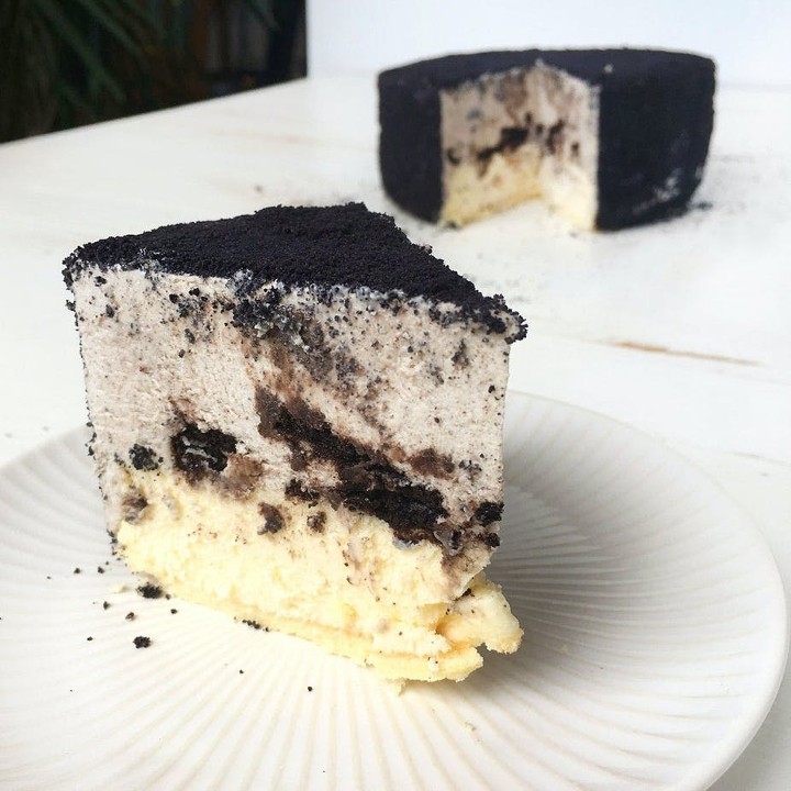Oreo Mousse Cake
