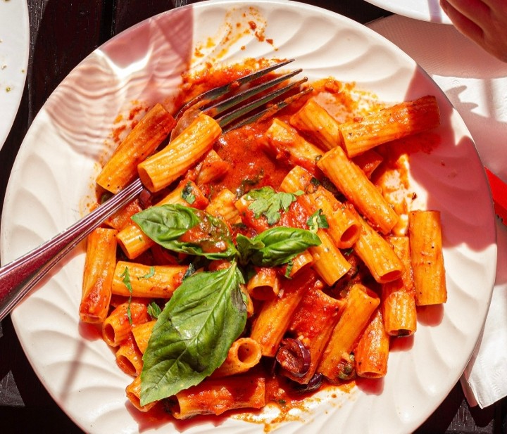 Rigatoni Putanesca