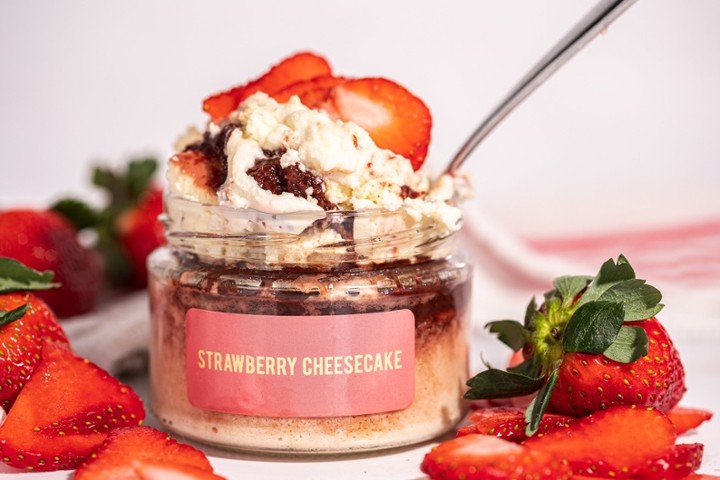 STRAWBERRY CHEESECAKE