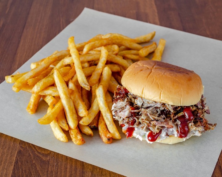 Pulled Pork Sandwich Platter