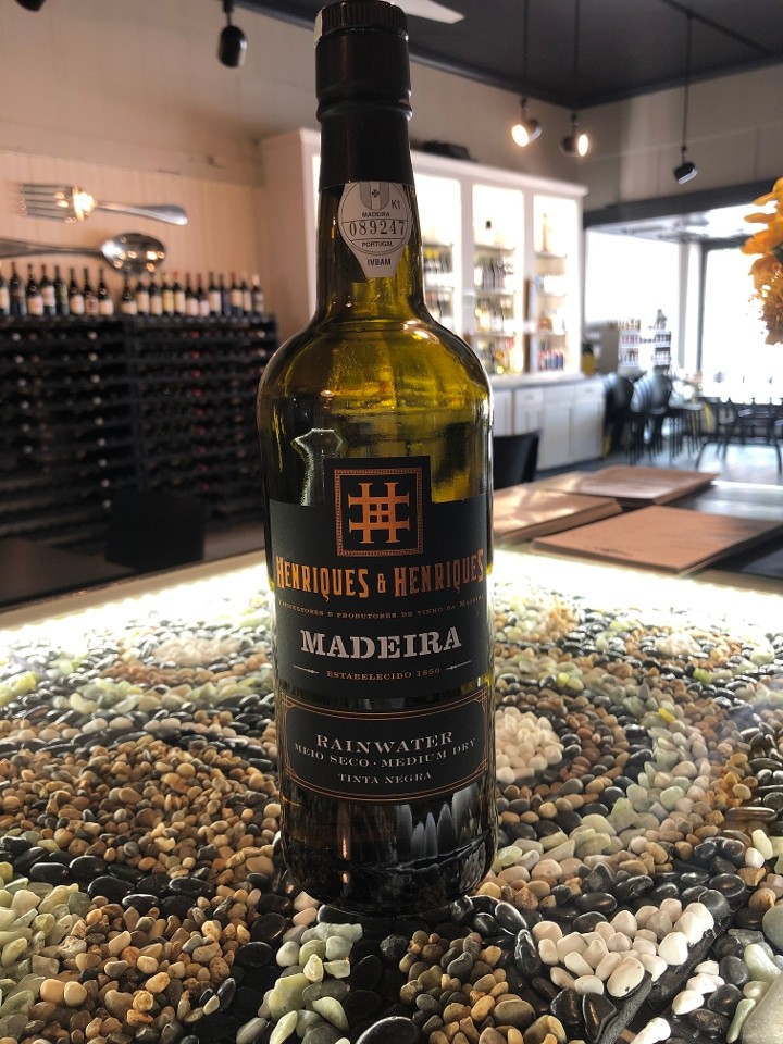 Henriques & Henriques Maderia