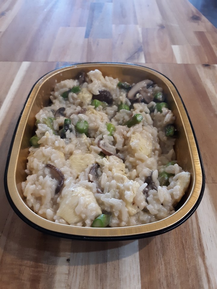 Lemon Chicken Risotto with Asparagus and Mushroom
